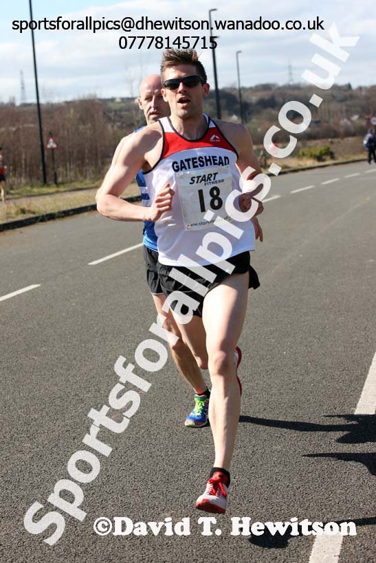 Senior mens Elswick Harriers Good Friday Road Relays. Photo: David T. Hewitson/Sports for All Pics